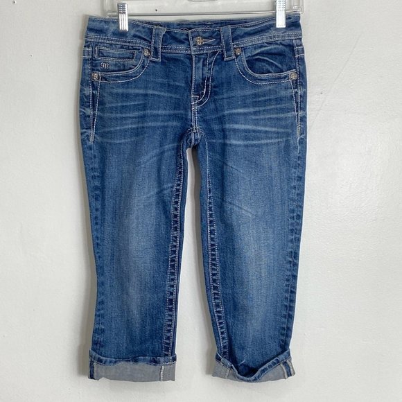 Miss Me Women's Embroidered Bling Angel Wings Cropped Jean Capris Size 27 - Picture 1 of 2